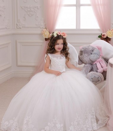 Ivory Ball Gown Bateau Neck Chapel Train Sleeveless Flower Girl Dress Australia